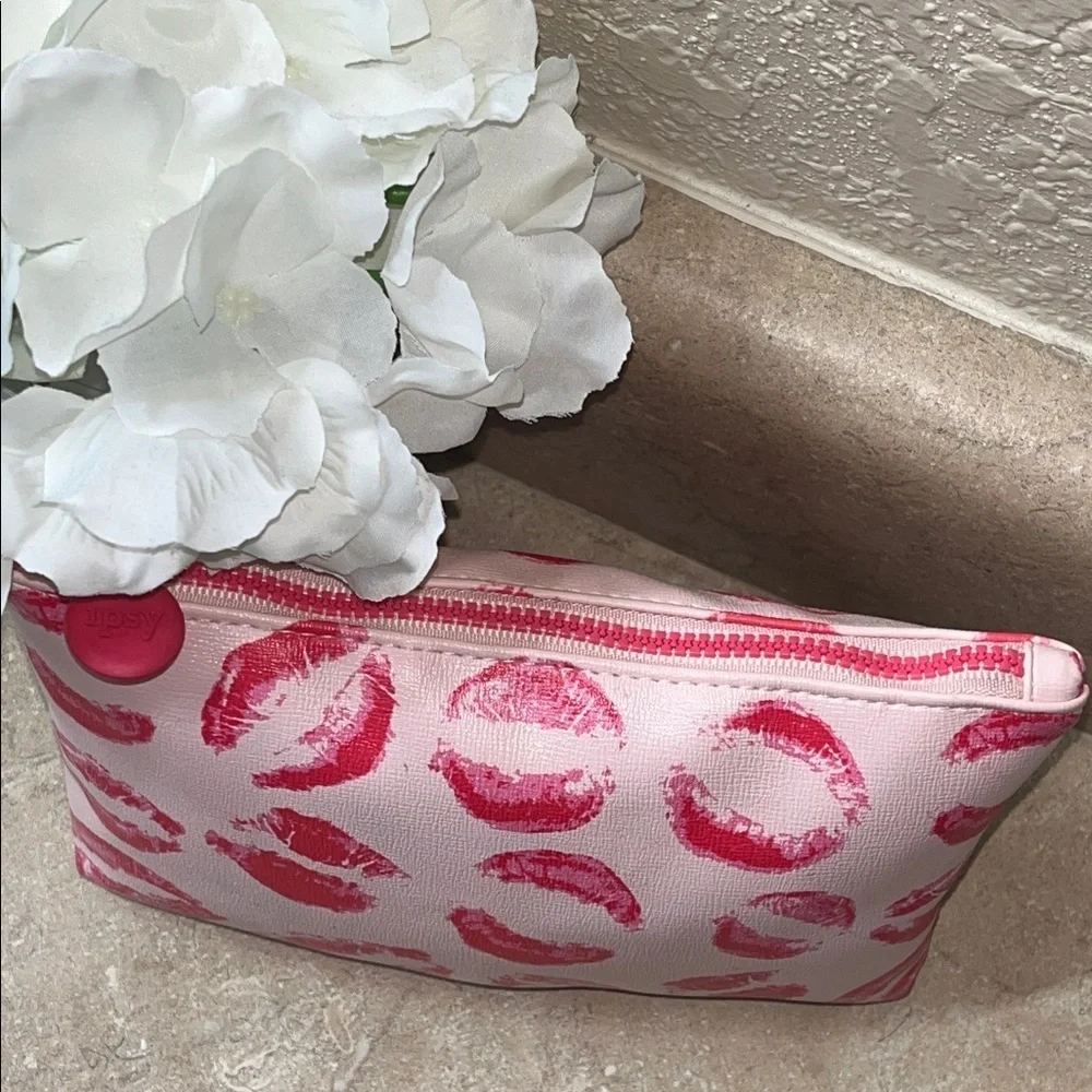 Ipsy Pink Lip Print Cosmetic Bag